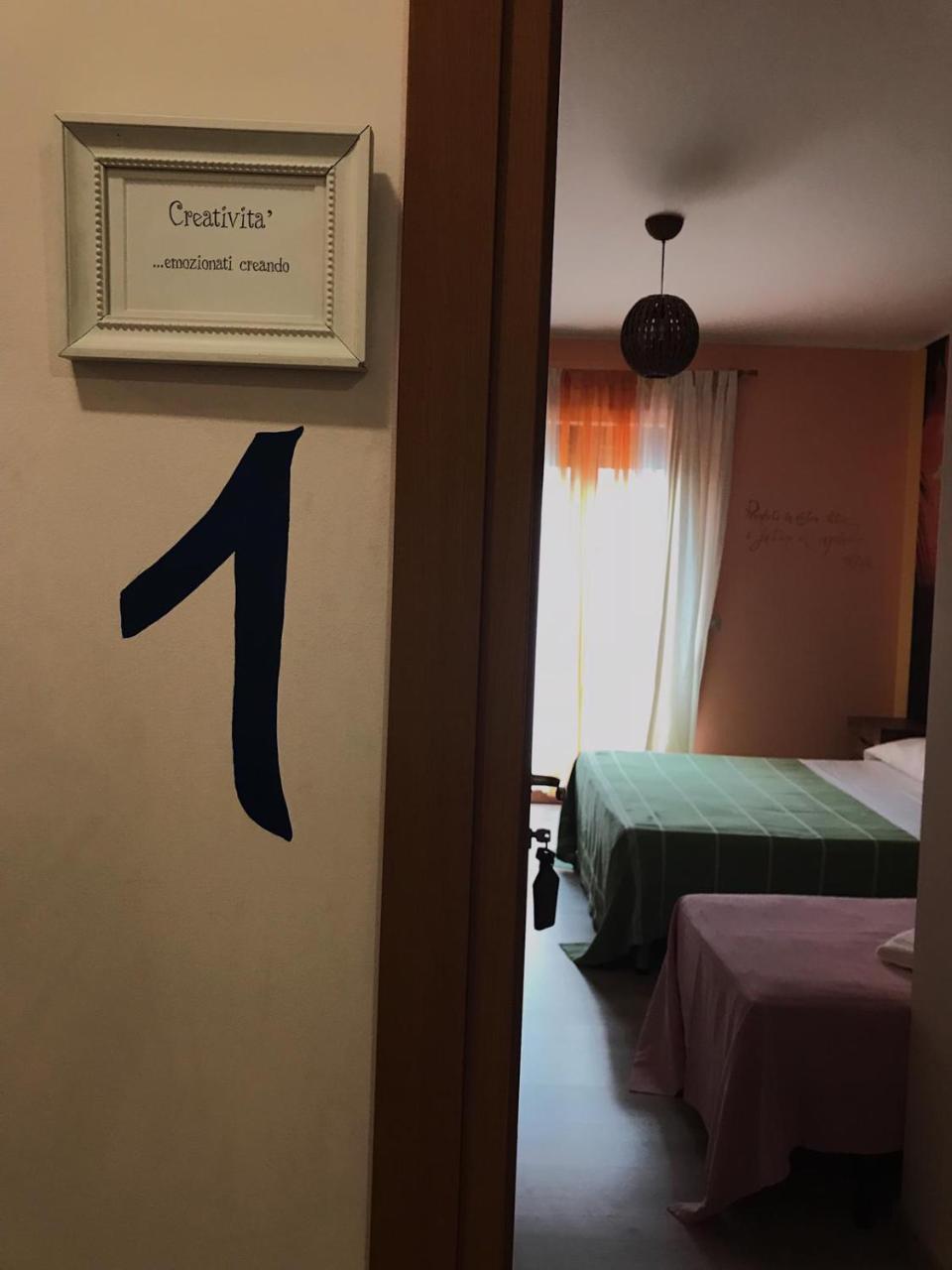 Hotel Opera' Moscufo Bagian luar foto